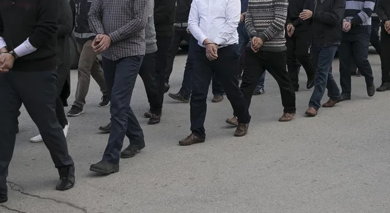 FETÖ’ye yönelik 42 ilde düzenlenen operasyonlarda 169 şüpheli yakalandı