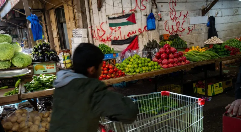 Filistin ekonomisindeki çöküşün bedelini kim ödeyecek?