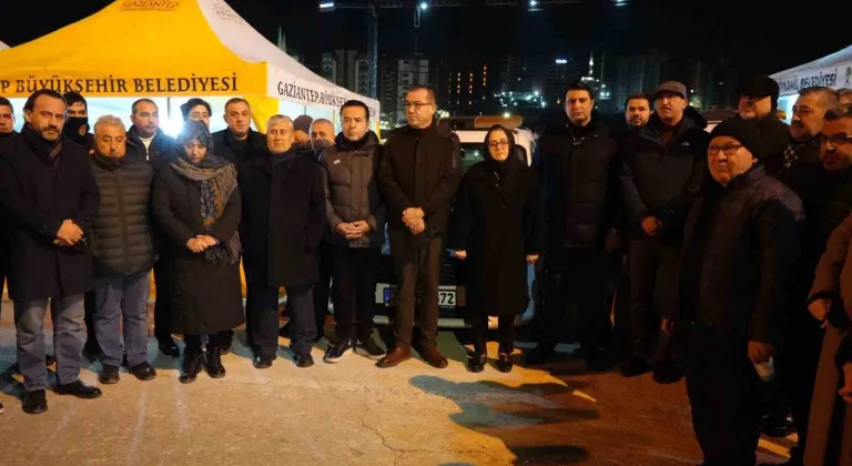 Gaziantep’te deprem şehitleri 3’üncü yılında göz yaşlarıyla anıldı