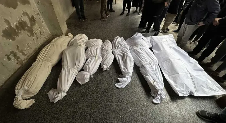 İsrail'in saldırıları sonucu Gazze’de can kaybı 52 bin 418’e yükseldi