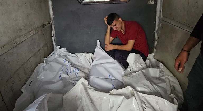 İsrail'in saldırıları sonucu Gazze’de can kaybı 58 bin 895’e yükseldi