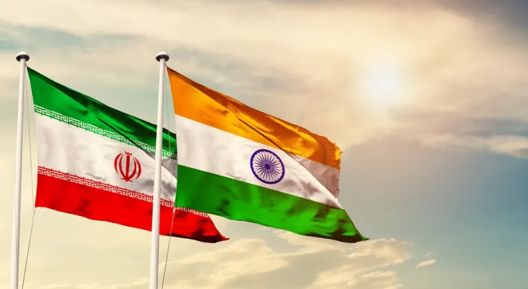 Hindistan, Hürmüz Boğazı’ndaki gemi saldırılarının ardından İran büyükelçisini bakanlığa çağırdı