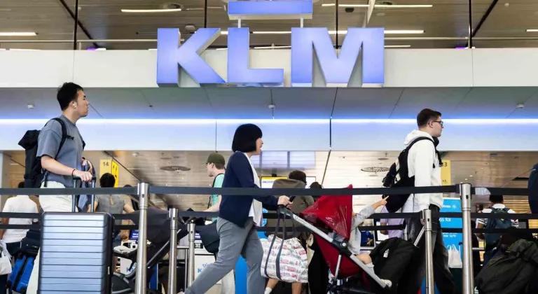 Hollanda Kraliyet Havayolları Amsterdam-Tel Aviv uçuşlarını geçici olarak askıya aldı