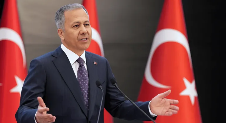 İçişleri BakanıAli Yerlikaya: ’’10 ilde 11 ayrı organize uç örgütüne yönelik operasyonlarda 86 kişi tutuklandı"