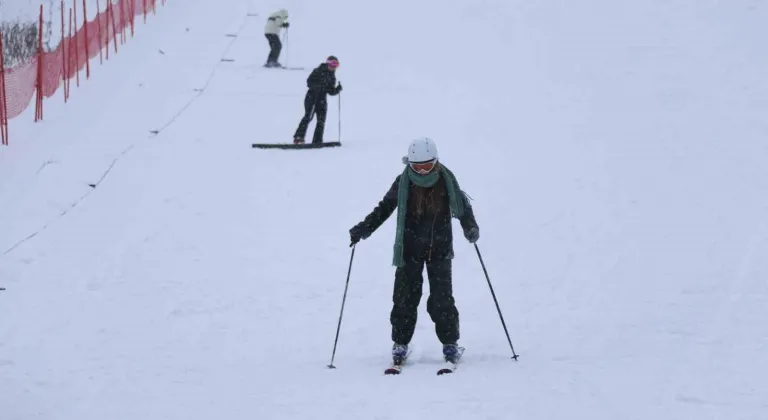 Ilgaz Dağı’ndaki Yurduntepe Kayak Merkezi’nde sezon başladı