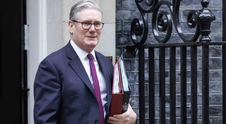 İngiltere Başbakanı Starmer: "İngiltere, uzun zamandır Venezuela’da bir iktidar değişikliğini destekliyordu"