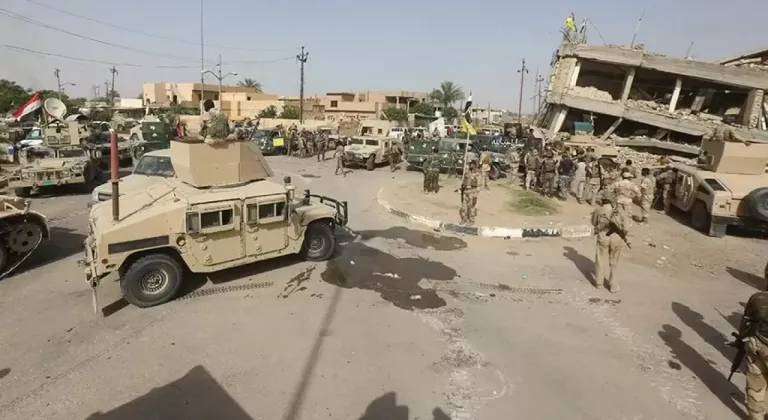 Irak’ta polis ve Haşdi Şabi’ye bağlı gruplar arasında yaşanan çatışmada 2 kişi öldü
