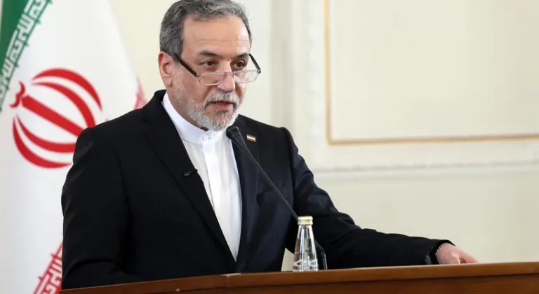 İran Dışişleri Bakanı Arakçi: "ABD hedeflerinden hiçbirine ulaşamadığı için müzakere talebinde bulundu"