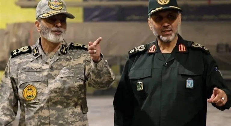 İran Genelkurmay Başkanı Musevi, yeni yer altı "füze şehirlerini "ziyaret etti