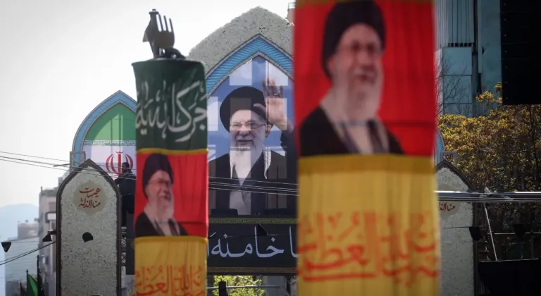 Hamaney, ölümünün 40’ıncı gününde anıldı