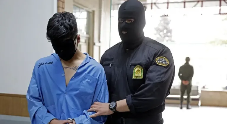 İran’da İsrail ve ABD adına casusluk yaptıkları iddiasıyla 5 kişiye gözaltı