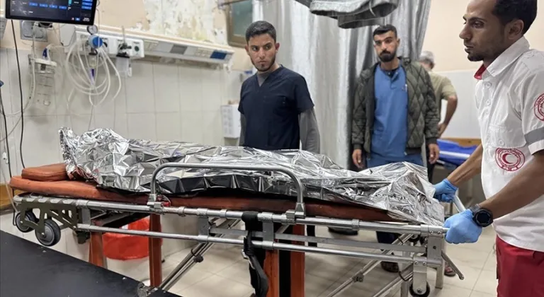 İsrail'in Gazze'ye düzenlediği saldırılarda hayatını kaybedenlerin sayısı 63'e yükseldi