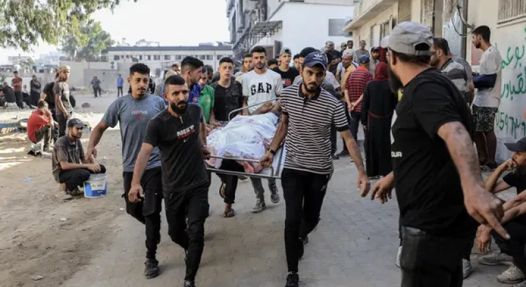 İsrail’den Aksa Şehitleri Hastanesi yakınına dron saldırısı: 3 ölü