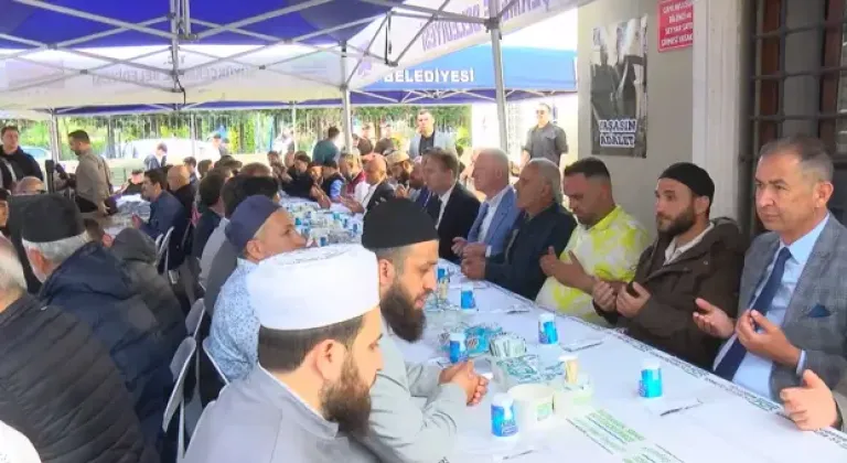 İstanbul Valisi Gül bıçaklanarak öldürülen 16 yaşındaki Abdulbaki için düzenlenen mevlide katıldı