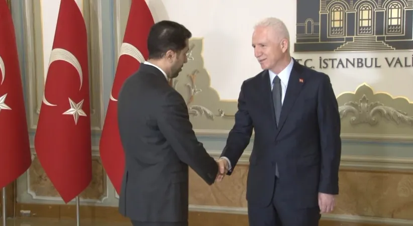 İstanbul Valisi Gül, Cumhuriyet Bayramı dolayısıyla tebrikleri kabul etti