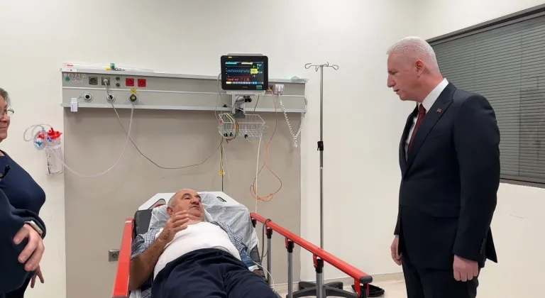 İstanbul Valisi Gül, Esenyurt’taki kazada yaralanan vatandaşları ziyaret etti