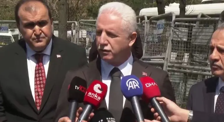 İstanbul Valisi Gül: "Teröristlerden biri öldürüldü, iki terörist yaralı olarak etkisiz hale getirildi"