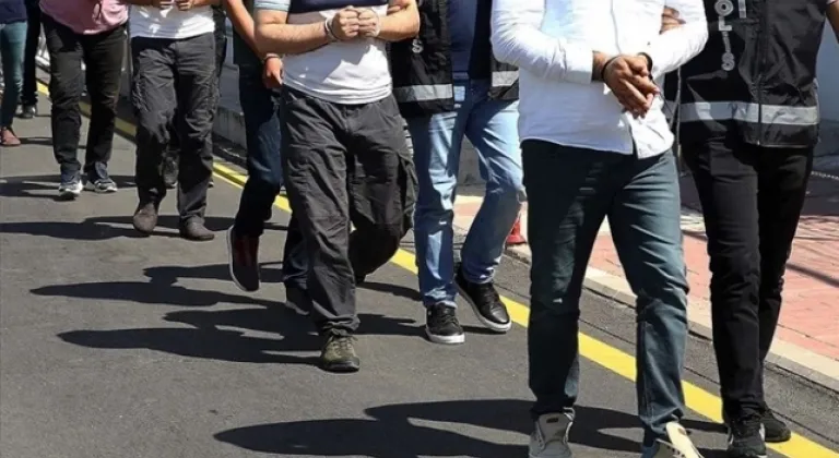 İstanbul’da DEAŞ’a sosyal medya operasyonu: 3 şüpheli tutuklandı