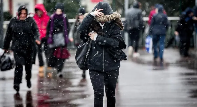 İstanbul’da kar yağışı başladı