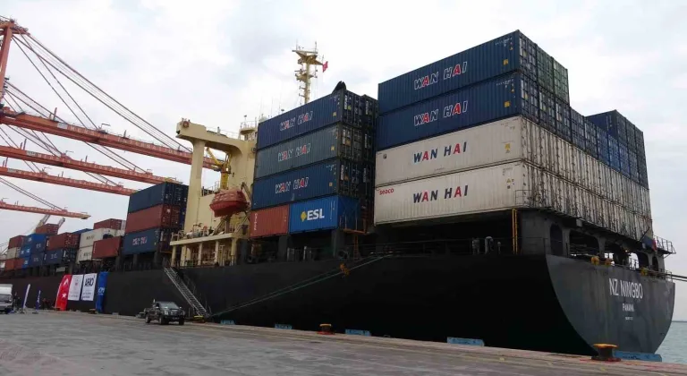 İyilik Gemisi Mersin’den Sudan’a uğurlandı