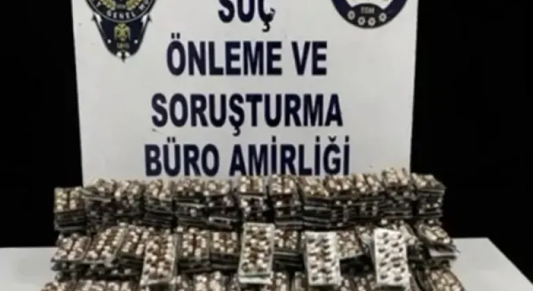 İzmir’de bahçeden 9 bin uyuşturucu hap çıktı