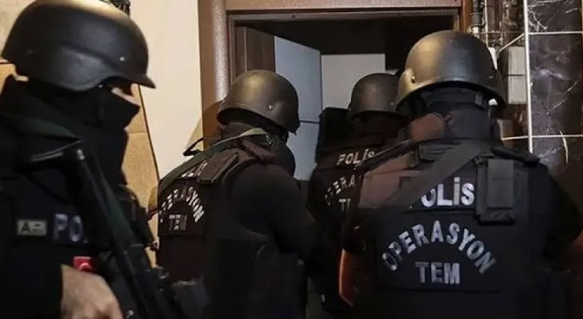 İzmir’de düzenlenen DEAŞ operasyonunda 26 gözaltı