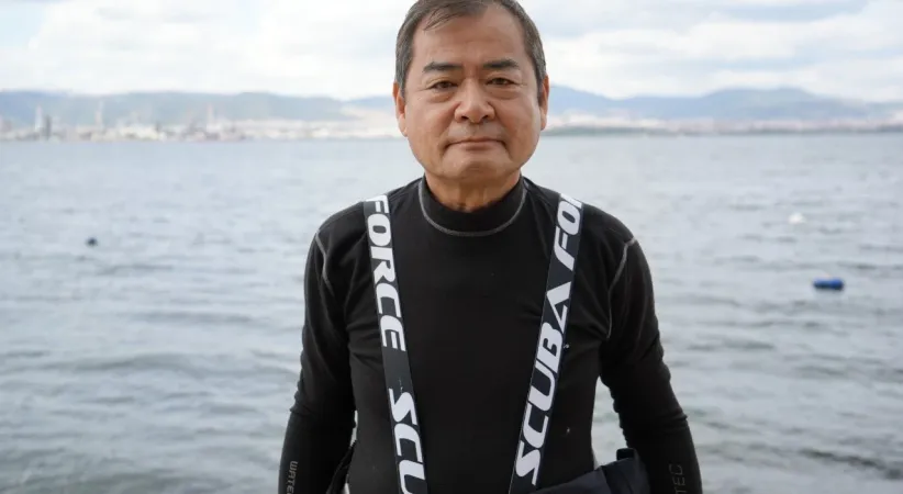 Japon mimar Yoshinori Moriwaki 17 Ağustos depreminin izlerini su altında inceledi