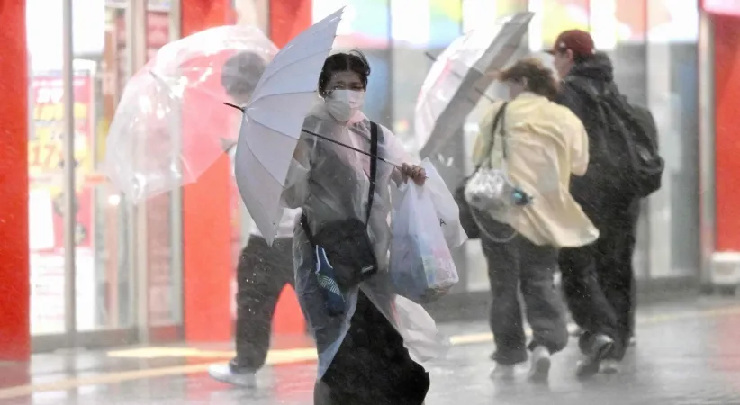 Japonya’daki Dujuan Tayfunu’nda 4 kişi hayatını kaybetti, 6 kişi kayıp