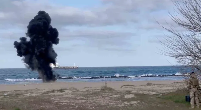 Karasu açıklarında tespit edilen İHA benzeri cisim SAS Timi tarafından imha edildi