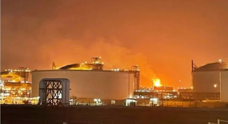 Katar’daki doğal gaz tesisinde meydana gelen patlamada 13 kişi öldü
