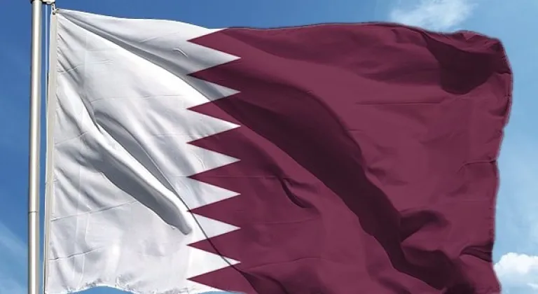 Katar’dan İran’ın Suudi Arabistan ve BAE’deki enerji tesislerine yönelik saldırılarına kınama