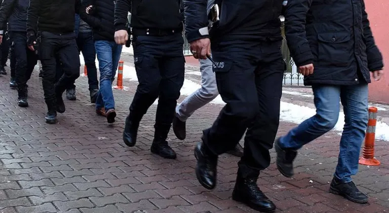Konya merkezli 7 ilde FETÖ operasyonu