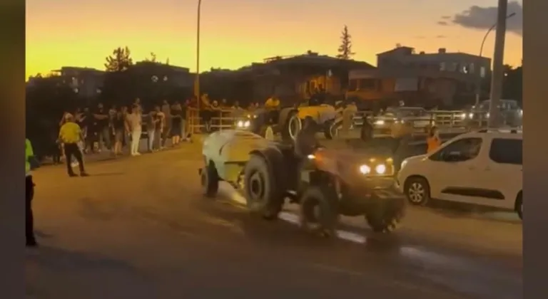 Hatay'da köylüler yangın bölgesine traktörlerle su taşıdı