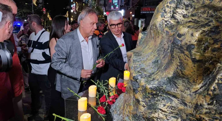 Marmara Depremi’nde hayatını kaybedenler Avcılar’da anıldı