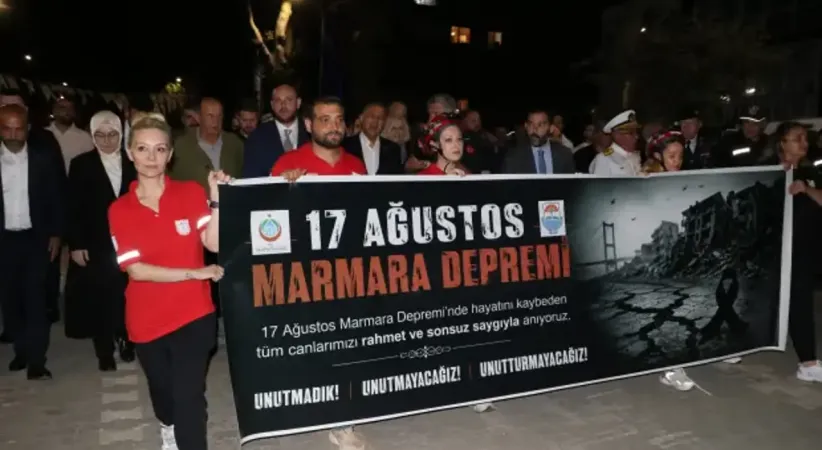 Marmara Depremi’nde hayatını kaybedenler Yalova’da anıldı