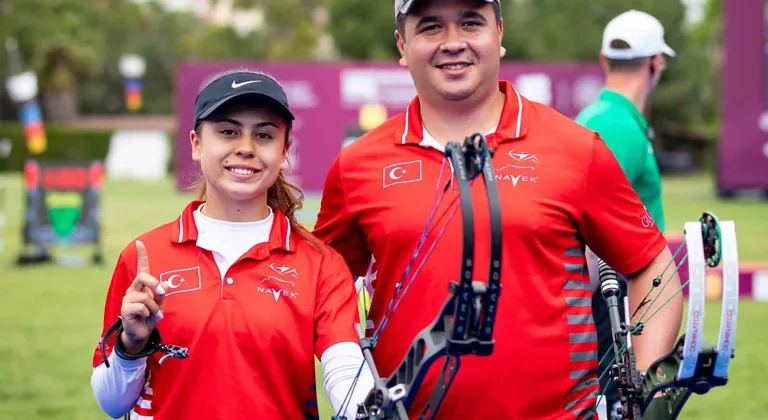 Milli okçular Hazal ve Emircan’dan altın madalya