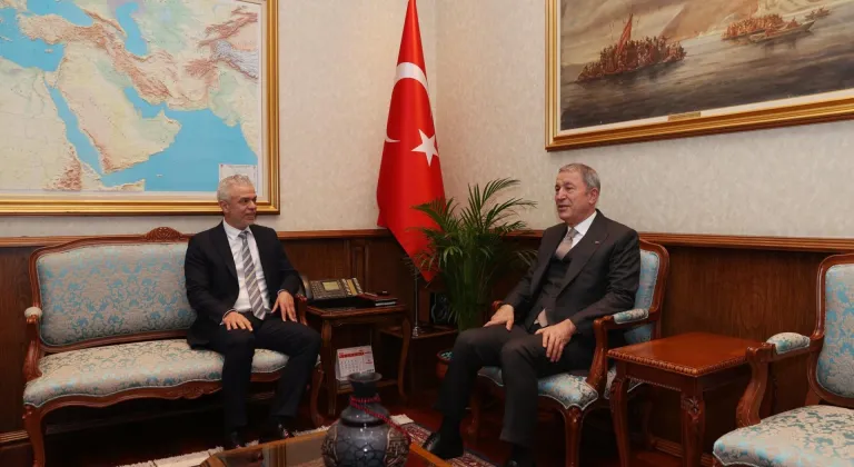 Milli Savunma Komisyonu Başkanı Akar KKTC Büyükelçisi Korukoğlu’nu kabul etti