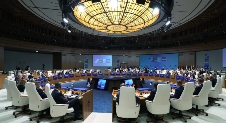NATO Ankara Zirvesi Bildirisi: "NATO 50 milyar doların üzerinde yeni savunma alımı yapacak"