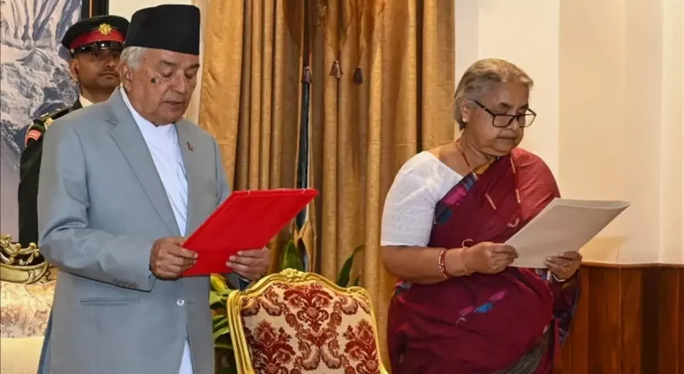 Nepal’deki protestolarının ardından geçici başbakan göreve başladı