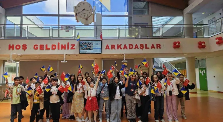 Kocaelili ortaokul öğrencileri 8 günde 6 ülke gezdi