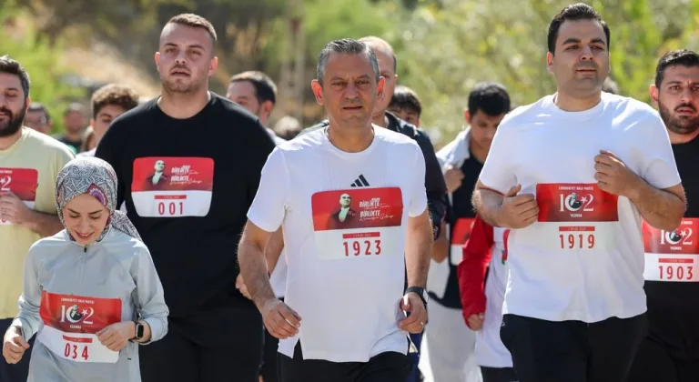 Özgür Özel, CHP 102’nci Yıl Koşusu’na katıldı