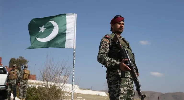 Pakistan: "Etkisiz hale getirilen Taliban güçlerinin sayısı 297’ye yükseldi"