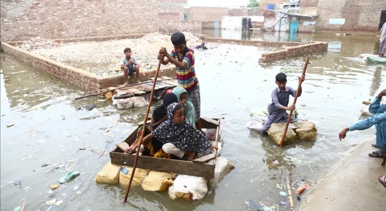 Pakistan’da yaşanan muson yağışlarında 17 kişi hayatını kaybetti