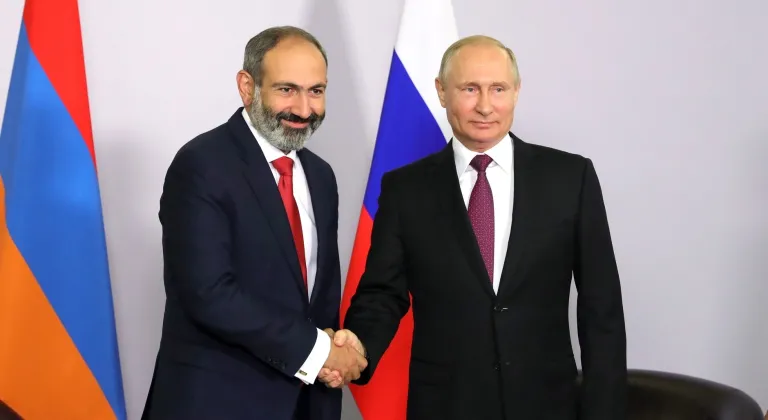 Paşinyan ve Putin telefonda Washington ziyaretini görüştü