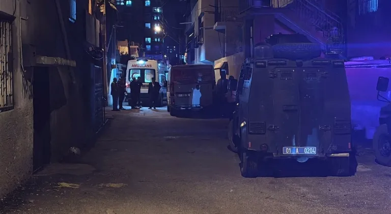 Binanın damında yaşanan patlamaya ilişkin Adana Valiliği’nden açıklama