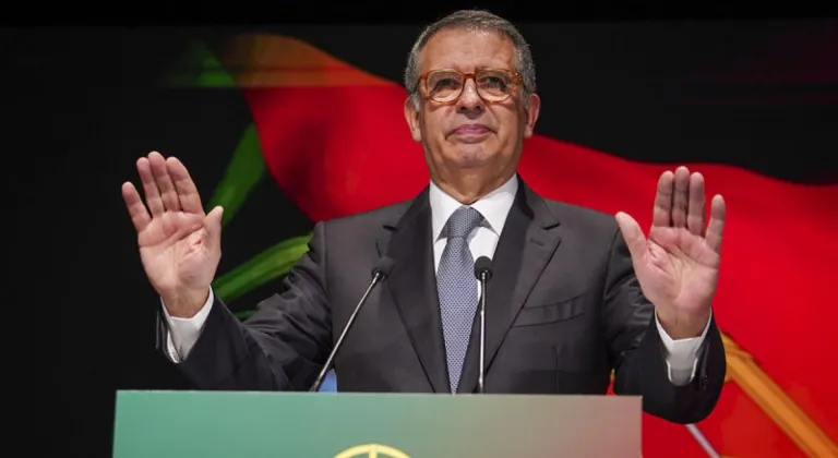Portekiz’de sosyalist aday Antonio Jose Seguro cumhurbaşkanı seçildi