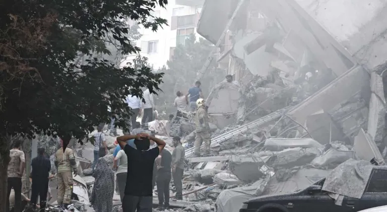 Psikiyatri Uzmanı Kiras: "Özellikle gece saatlerinde yoğun şiddet görüntülerinden uzak durmak gerekiyor"