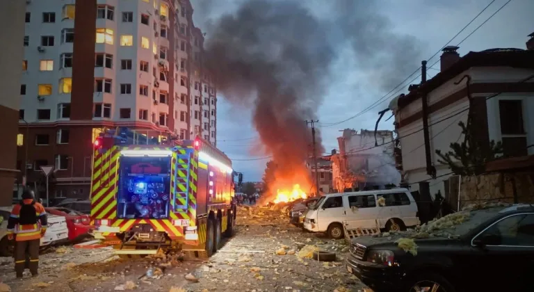 Rusya’dan Ukrayna’ya 600 İHA ve füze ile saldırı: 4 ölü, 70 yaralı