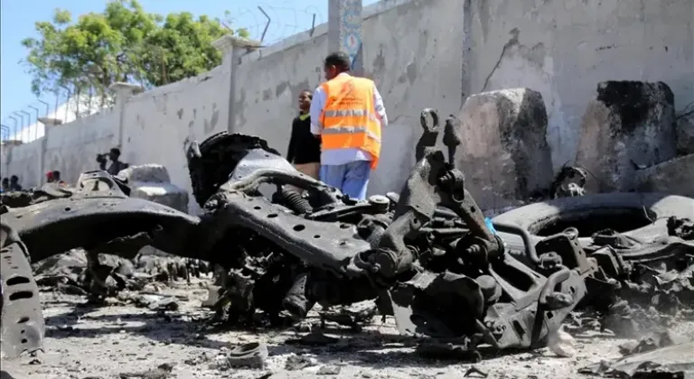 Eş-Şebab Somali’de askeri üsse saldırdı: 10 ölü, 30 yaralı