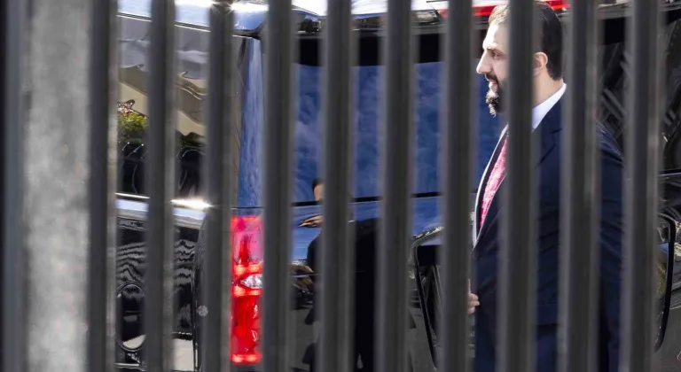 Suriye Devlet Başkanı Şara, Trump ile bir araya geldi